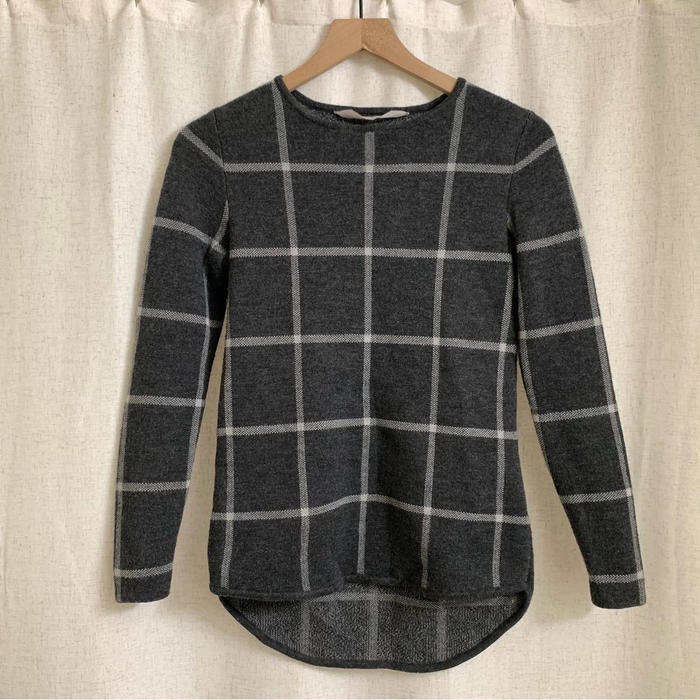 ATHLETA 100% Merino Wool Plaid Gray Thick Sweater top